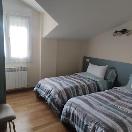 Chalet Con Amplio Jardin 卡萨拉雷纳 外观 照片