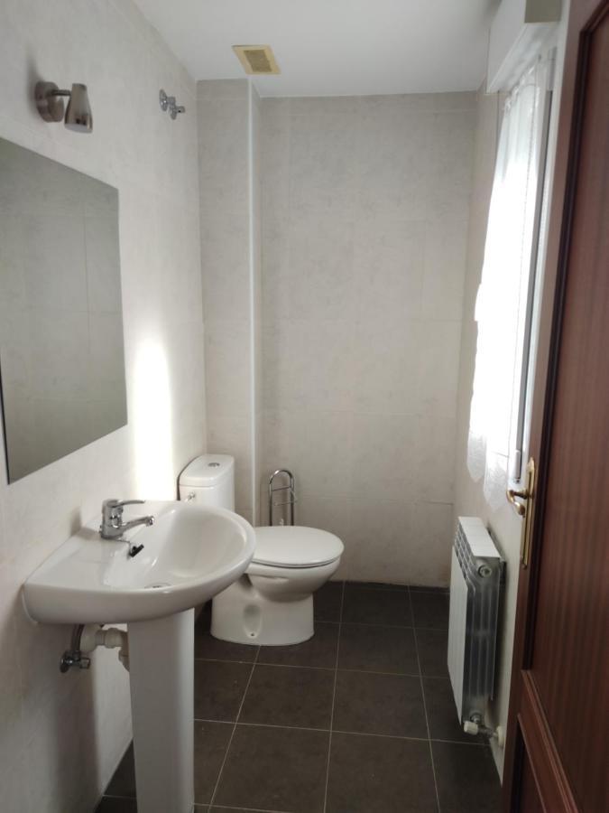 Chalet Con Amplio Jardin 卡萨拉雷纳 外观 照片