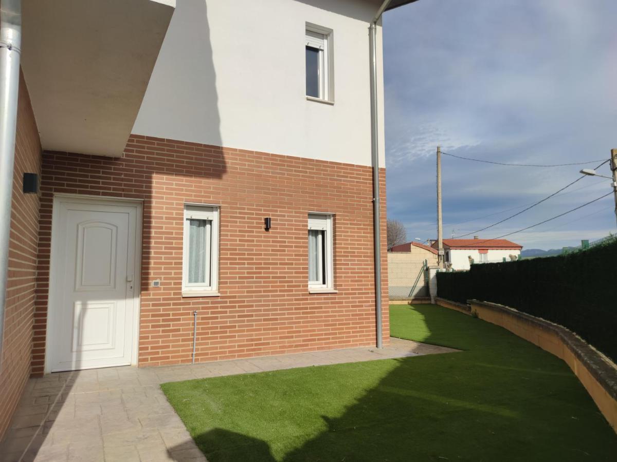 Chalet Con Amplio Jardin 卡萨拉雷纳 外观 照片